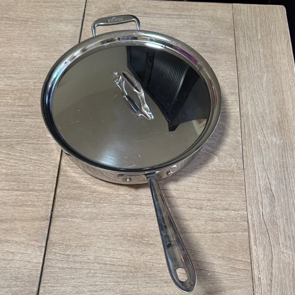 All Clad D5 Stainless Steel Saucepan with Lid 3 quart - Picture 1 of 15